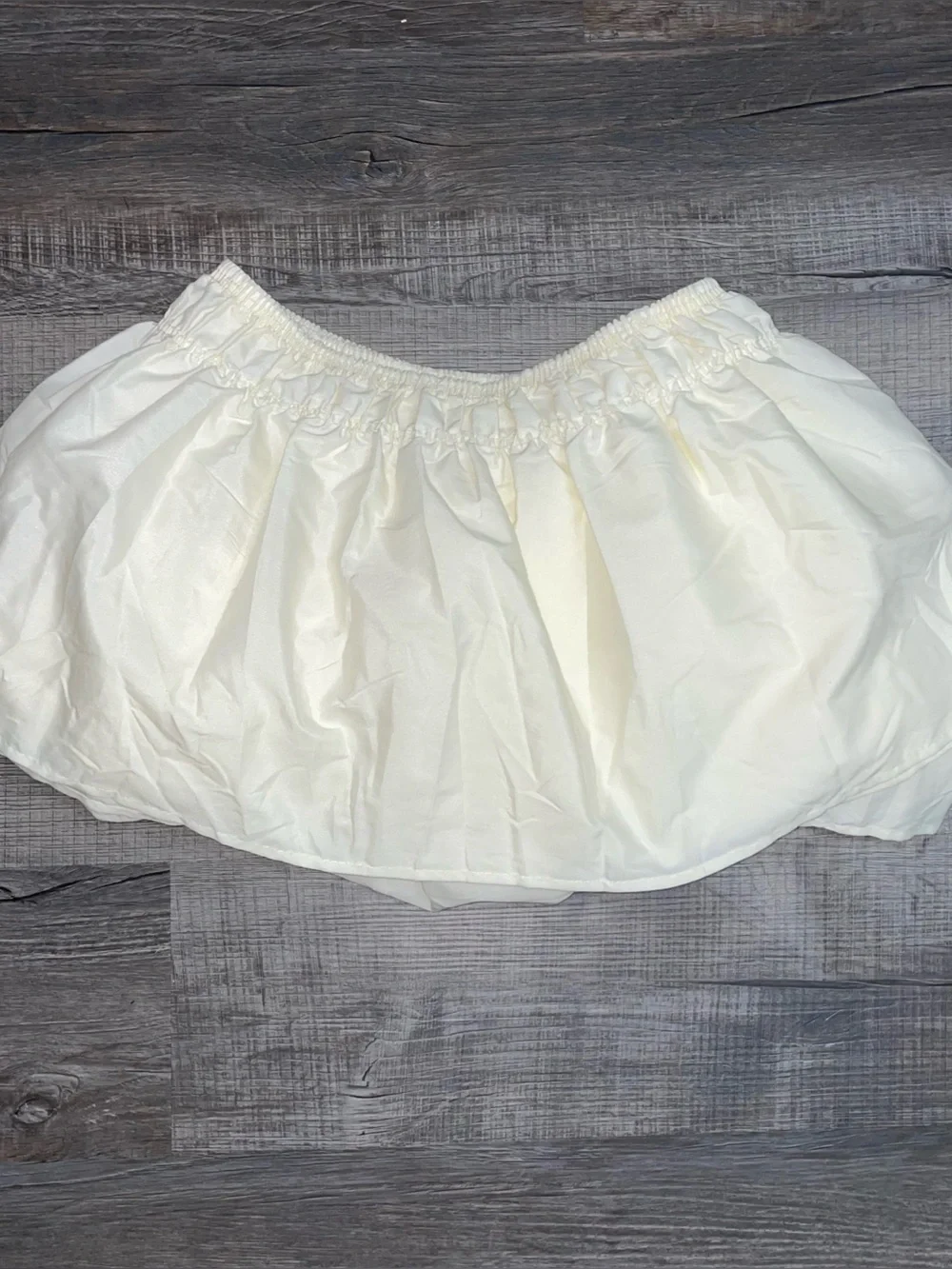 Queen/King Bedskirt Palest Yellow Adjustable Ruffled